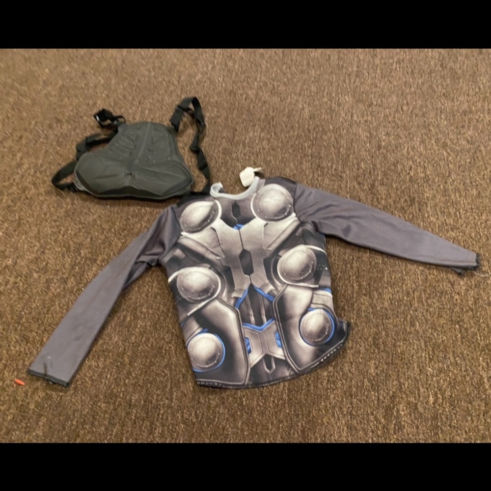 Avengers long sleeve boys tee OS + Batman chest harness w/adjustable straps 12